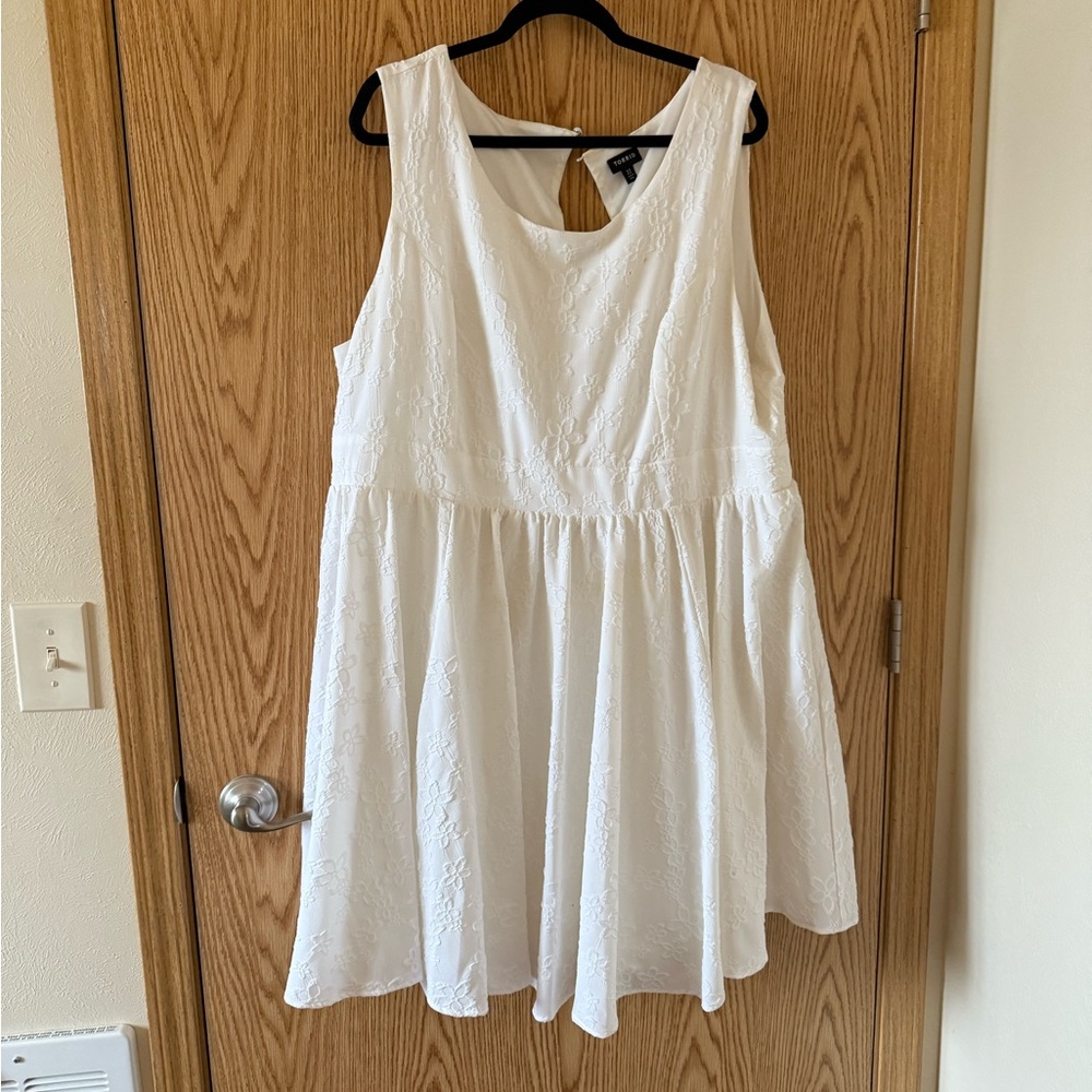Torrid White Floral Dress